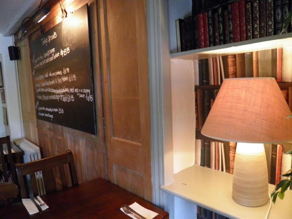 The Talbot Inn Eynsham Kültér fotó